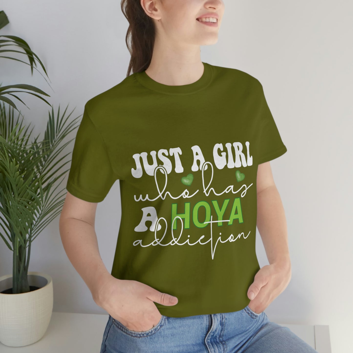 HOYAHOLIC JUST A GIRL WHO HAS A HOYA ADDICTION SHORT SLEEVE TEE