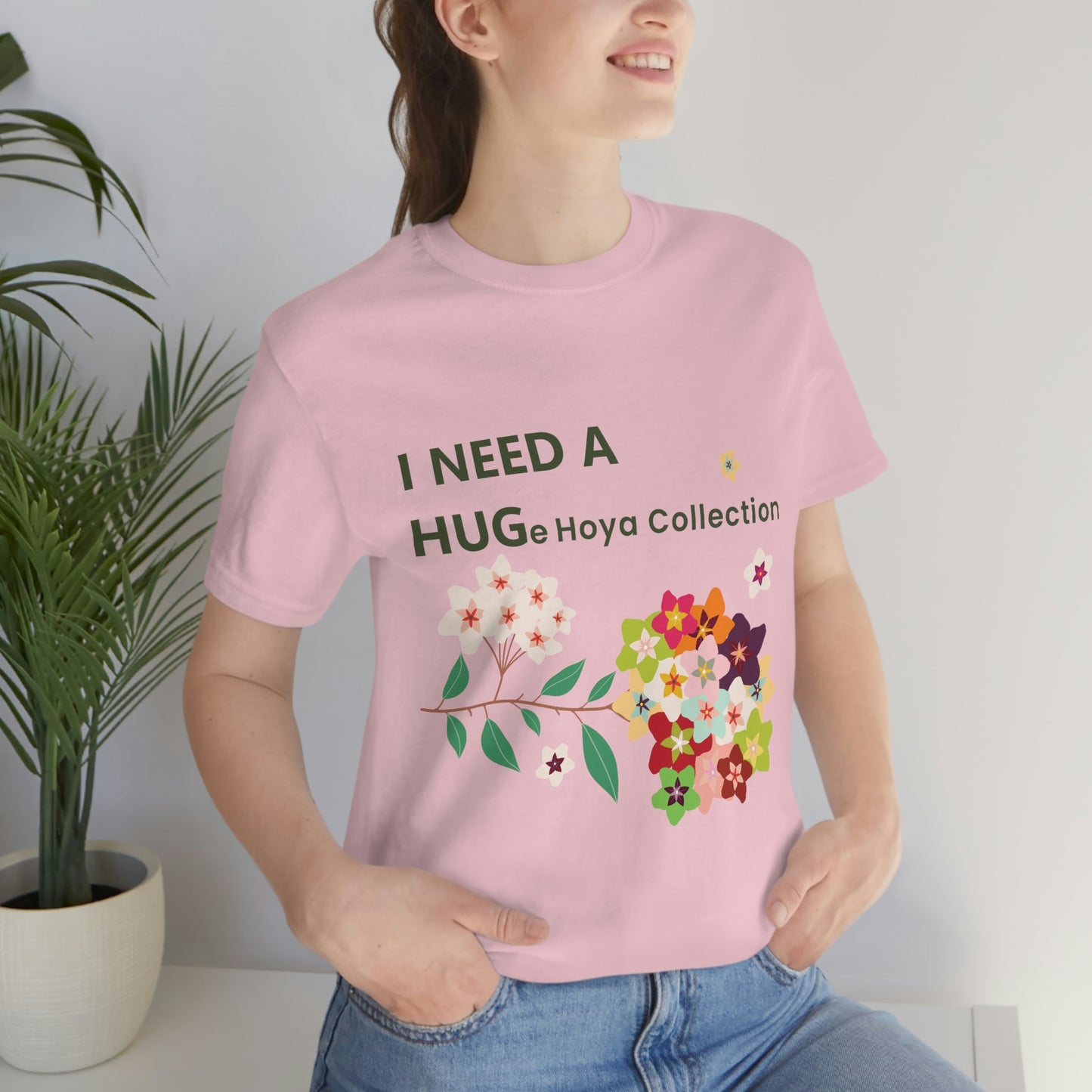 HOYAHOLIC I NEED A HUGE HOYA COLLECTION SHORT SLEEVE TEE