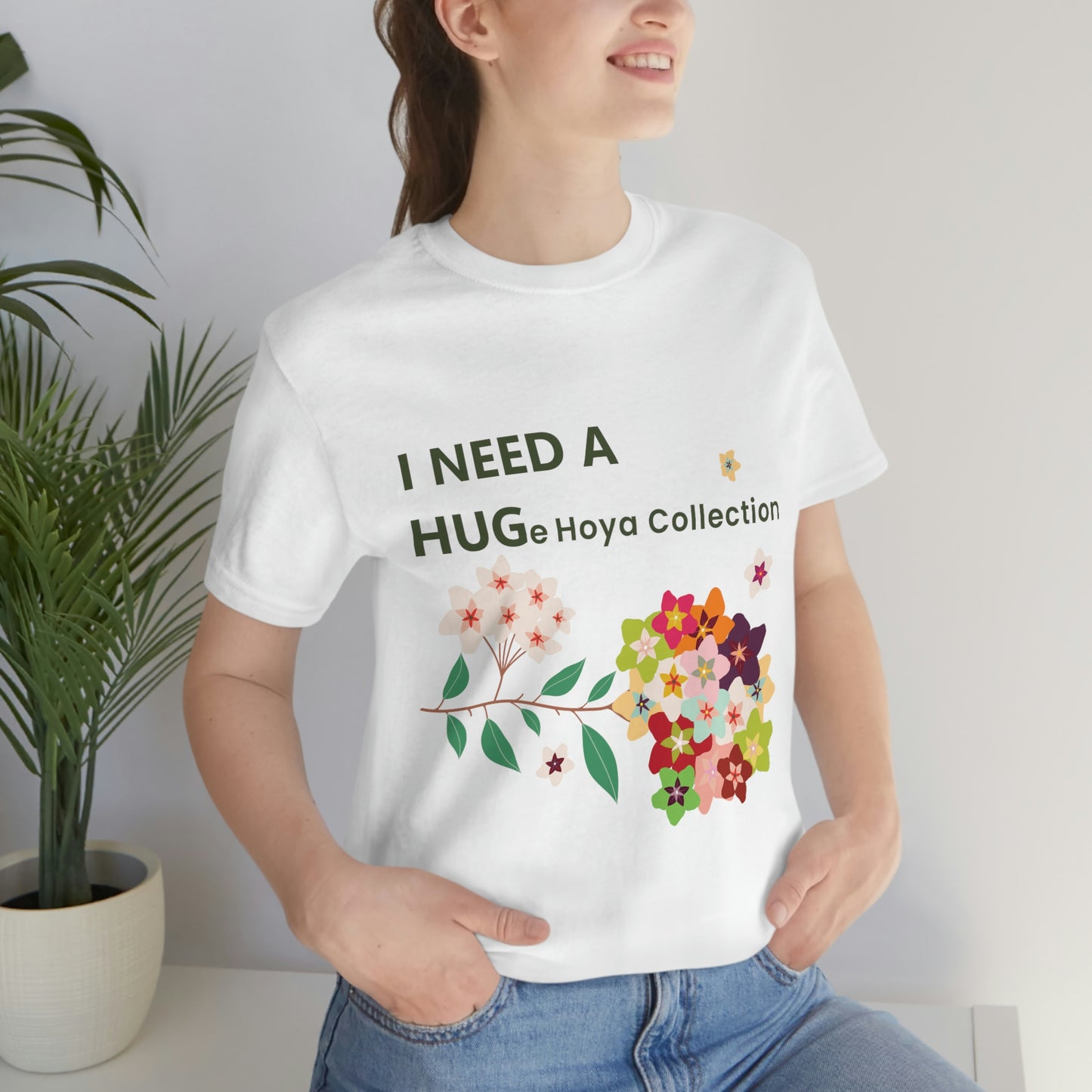 HOYAHOLIC I NEED A HUGE HOYA COLLECTION SHORT SLEEVE TEE