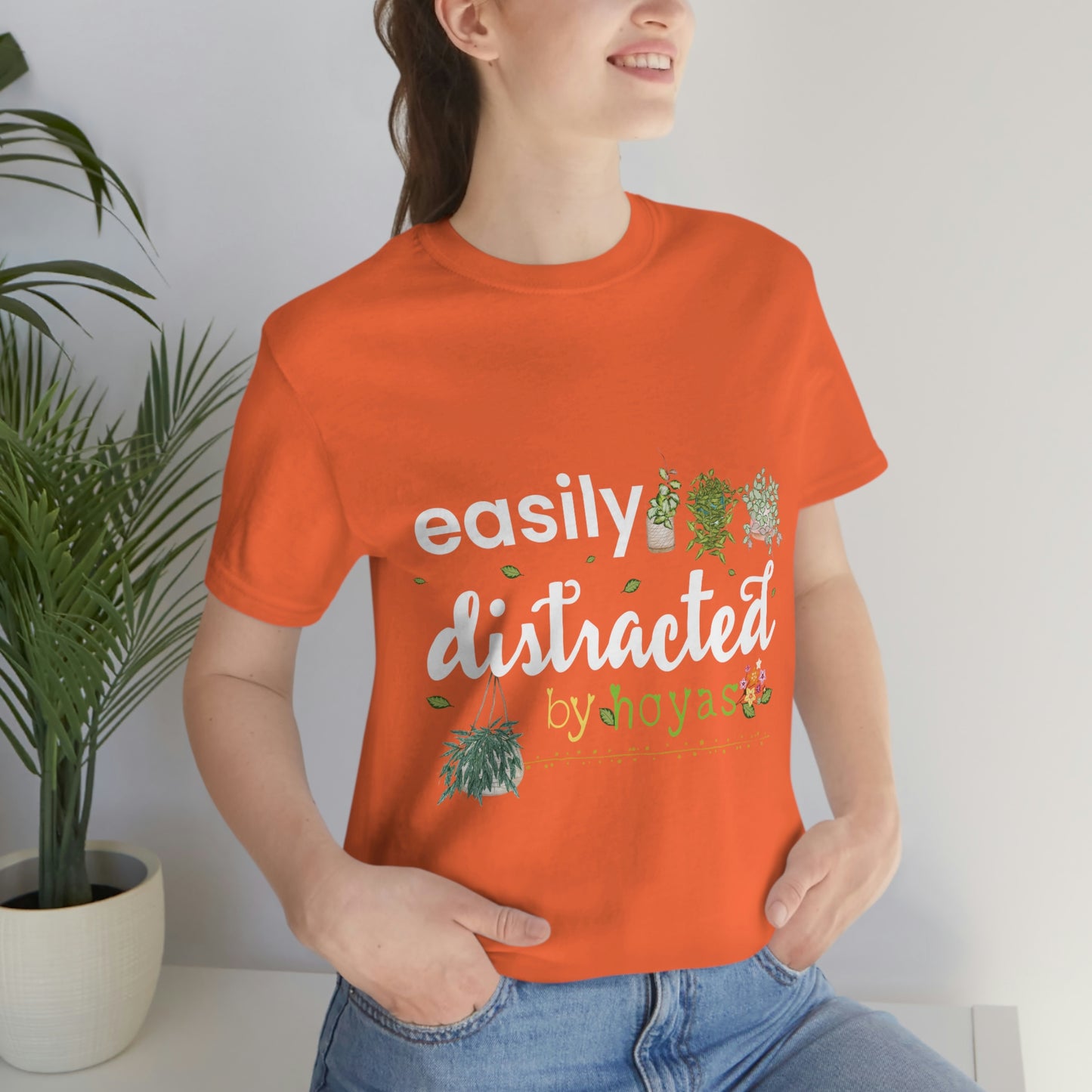 HOYAHOLIC EASILY DISTRACTED SHORT SLEEVE TEE