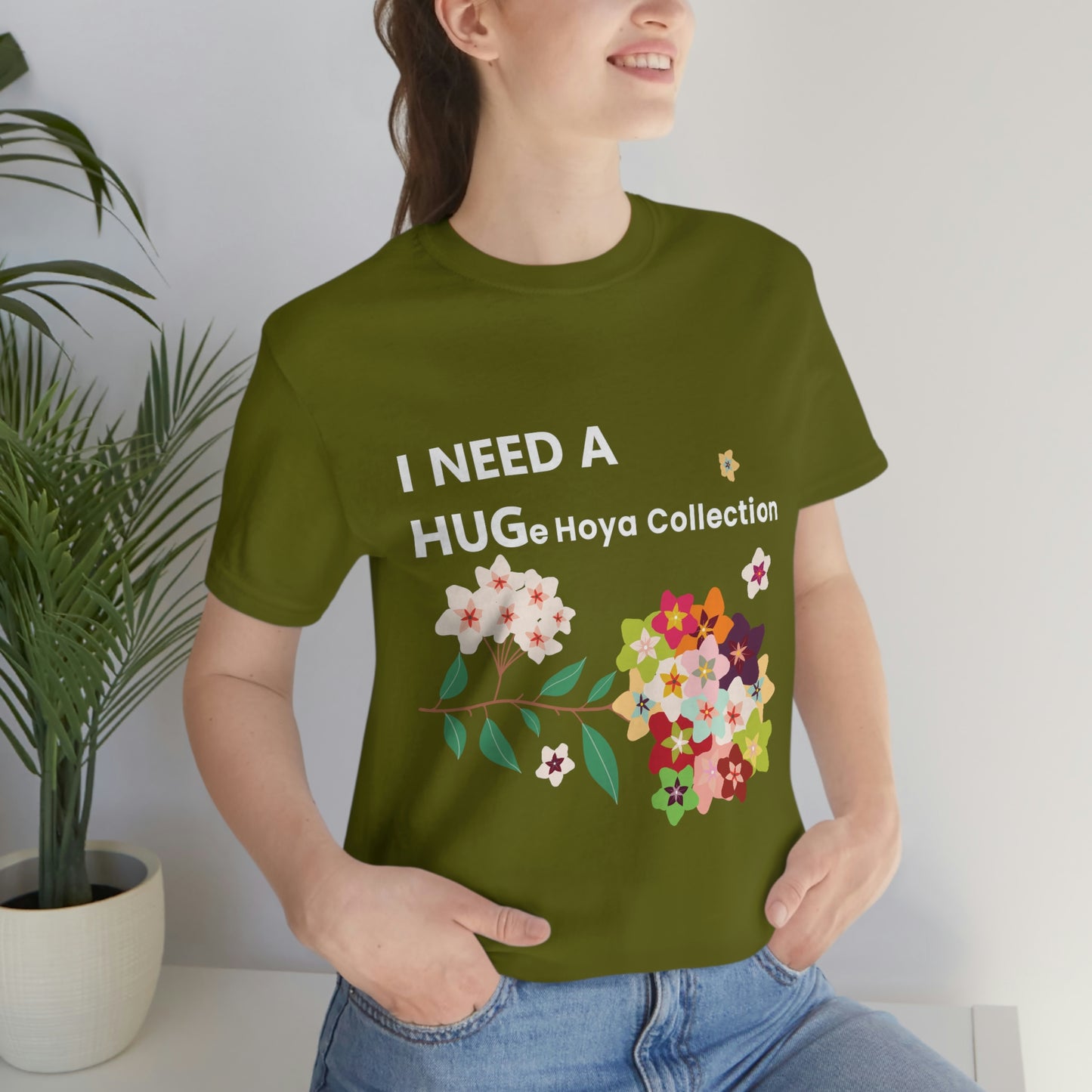 HOYAHOLIC I NEED A HUGE HOYA COLLECTION SHORT SLEEVE TEE