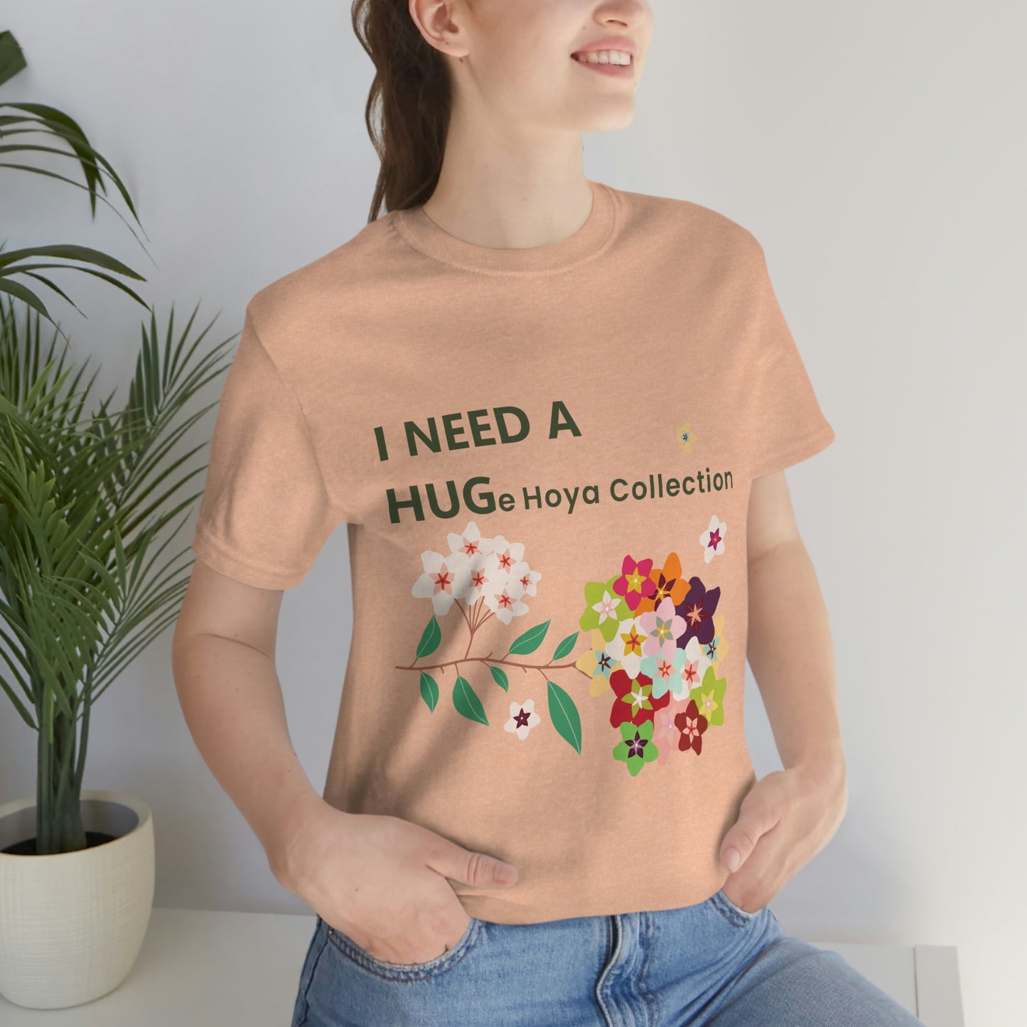 HOYAHOLIC I NEED A HUGE HOYA COLLECTION SHORT SLEEVE TEE