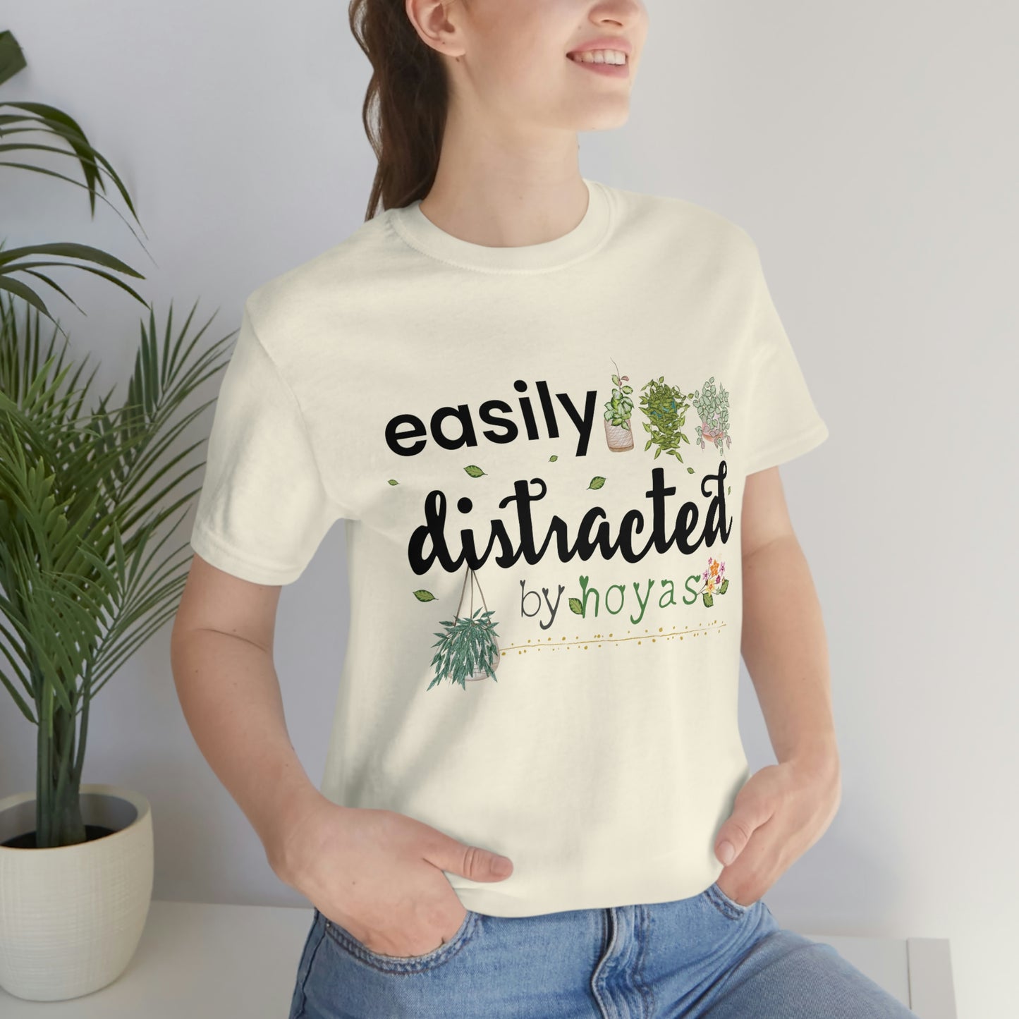 HOYAHOLIC EASILY DISTRACTED SHORT SLEEVE TEE