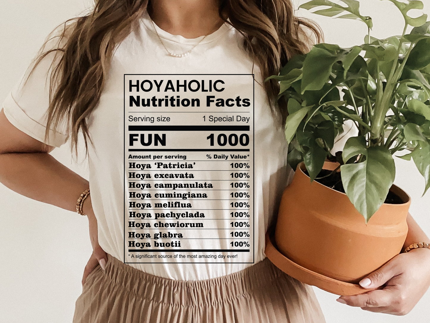 HOYAHOLIC NUTRITION FACTS SHORT SLEEVE TEE